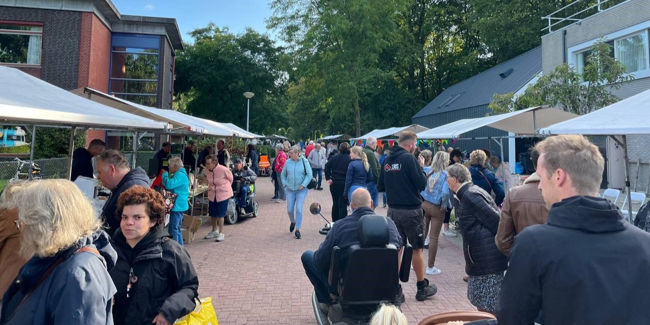 Foto: Jaarlijkse Venstermarkt: “Vrij fors uitgepakt”