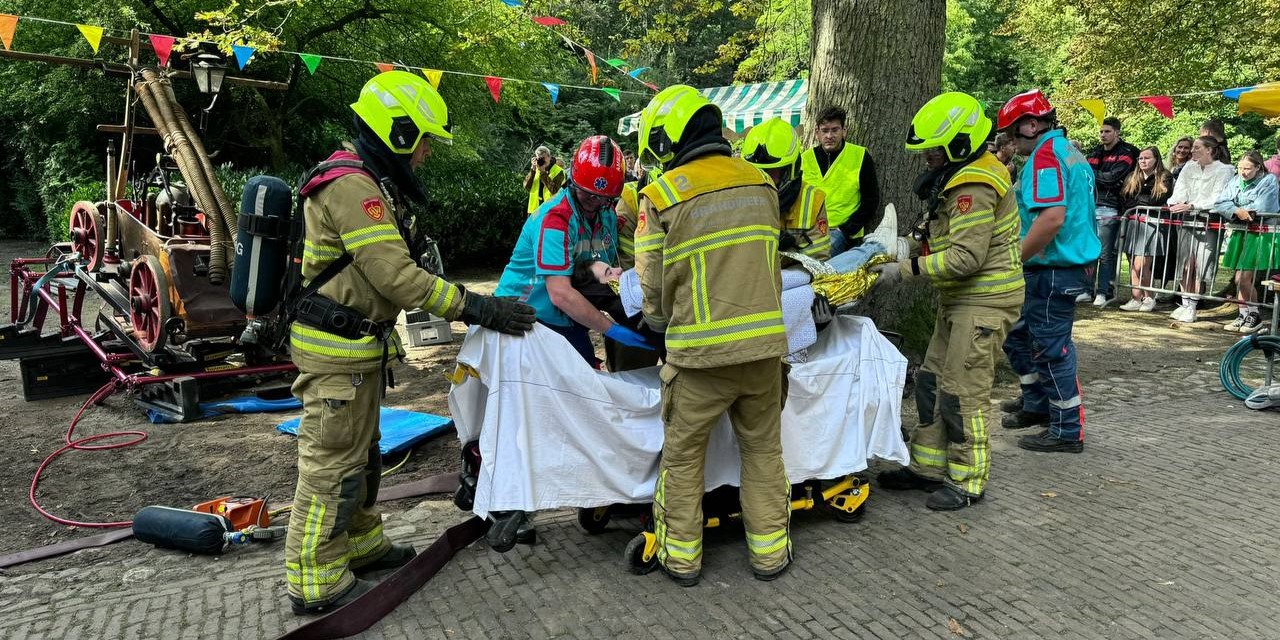 Foto: Brandweerpost Elspeet behaalt derde plaats tijdens landelijke finale in Gemert