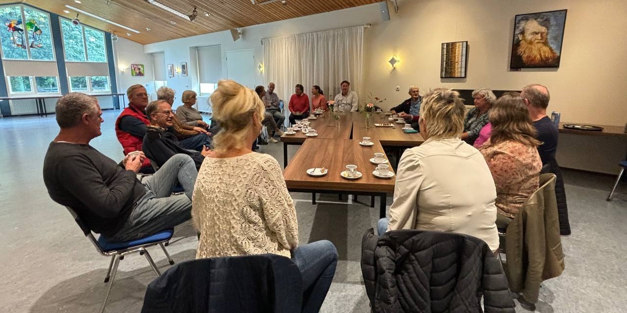 Foto: Kennismaken met nieuwe inwoners van Vierhouten tijdens Burendag