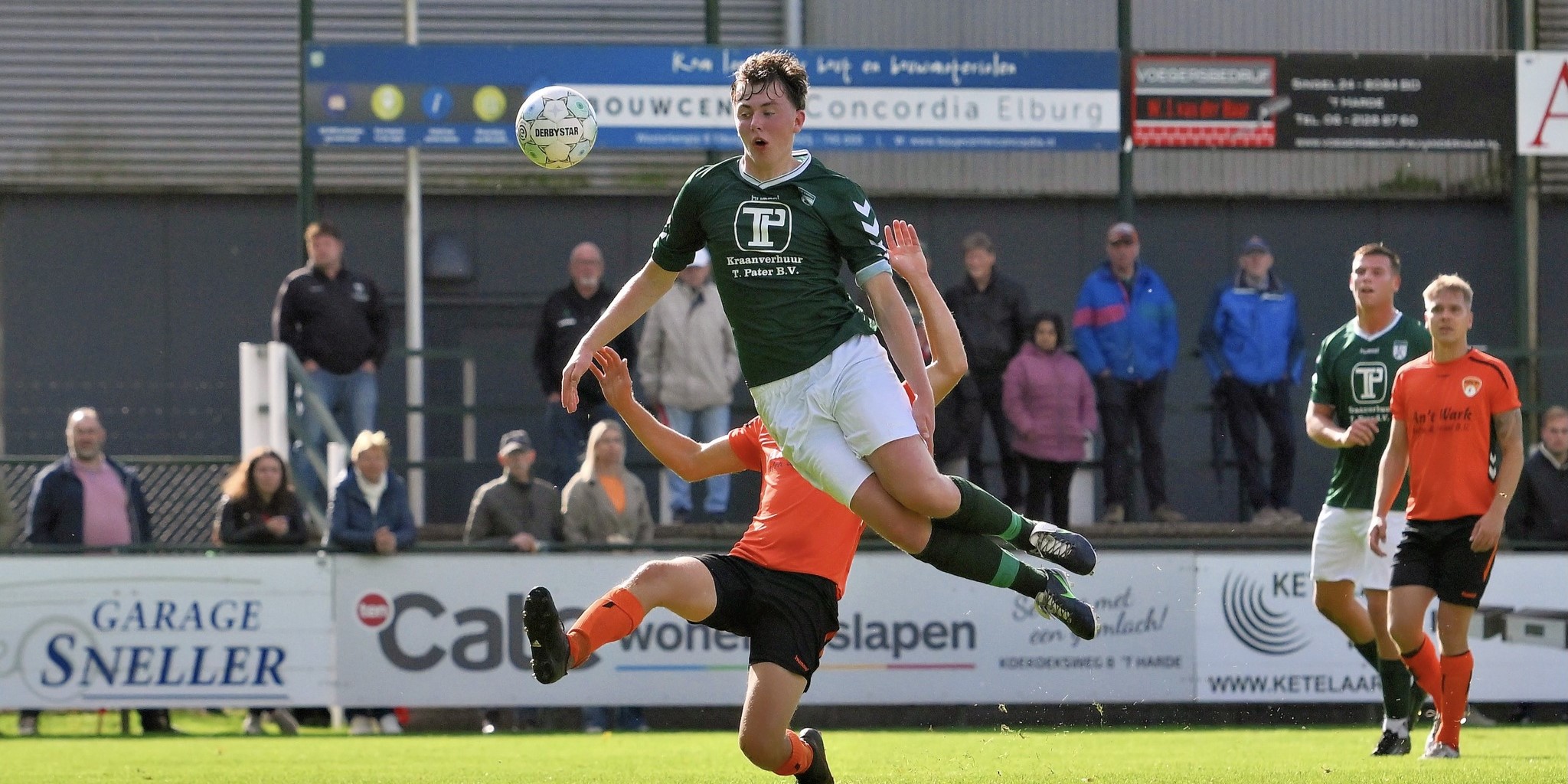 Foto: S.V. ’t Harde wint eerste derby van het seizoen