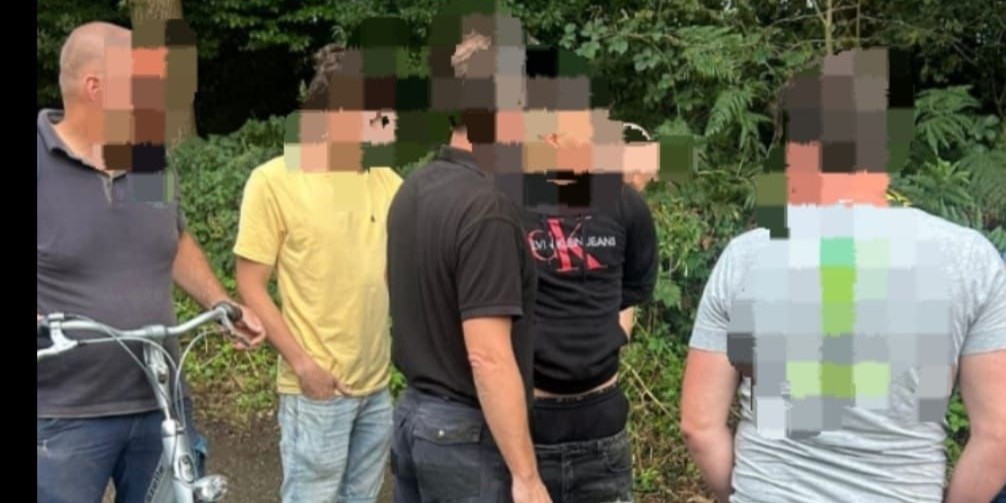 Foto: Jonge nepagent misleidt vrouw in Uddel, maar wordt snel opgepakt
