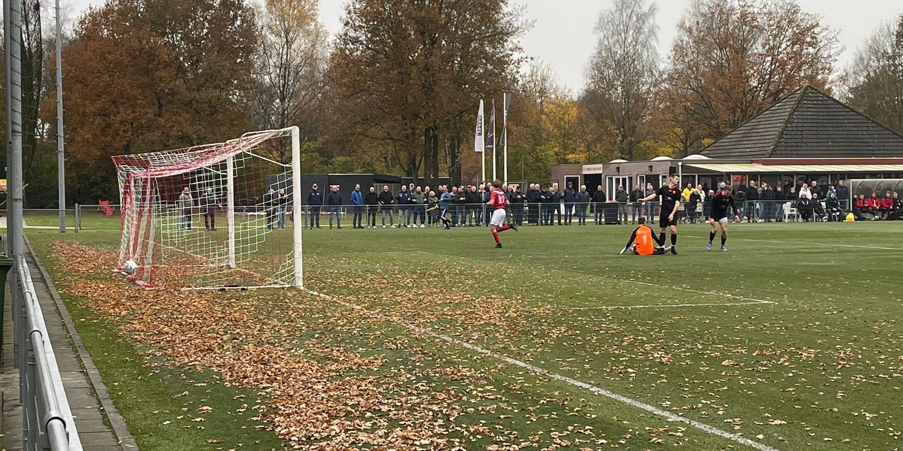 Foto: Hulshorst wint in doelpuntenfestijn