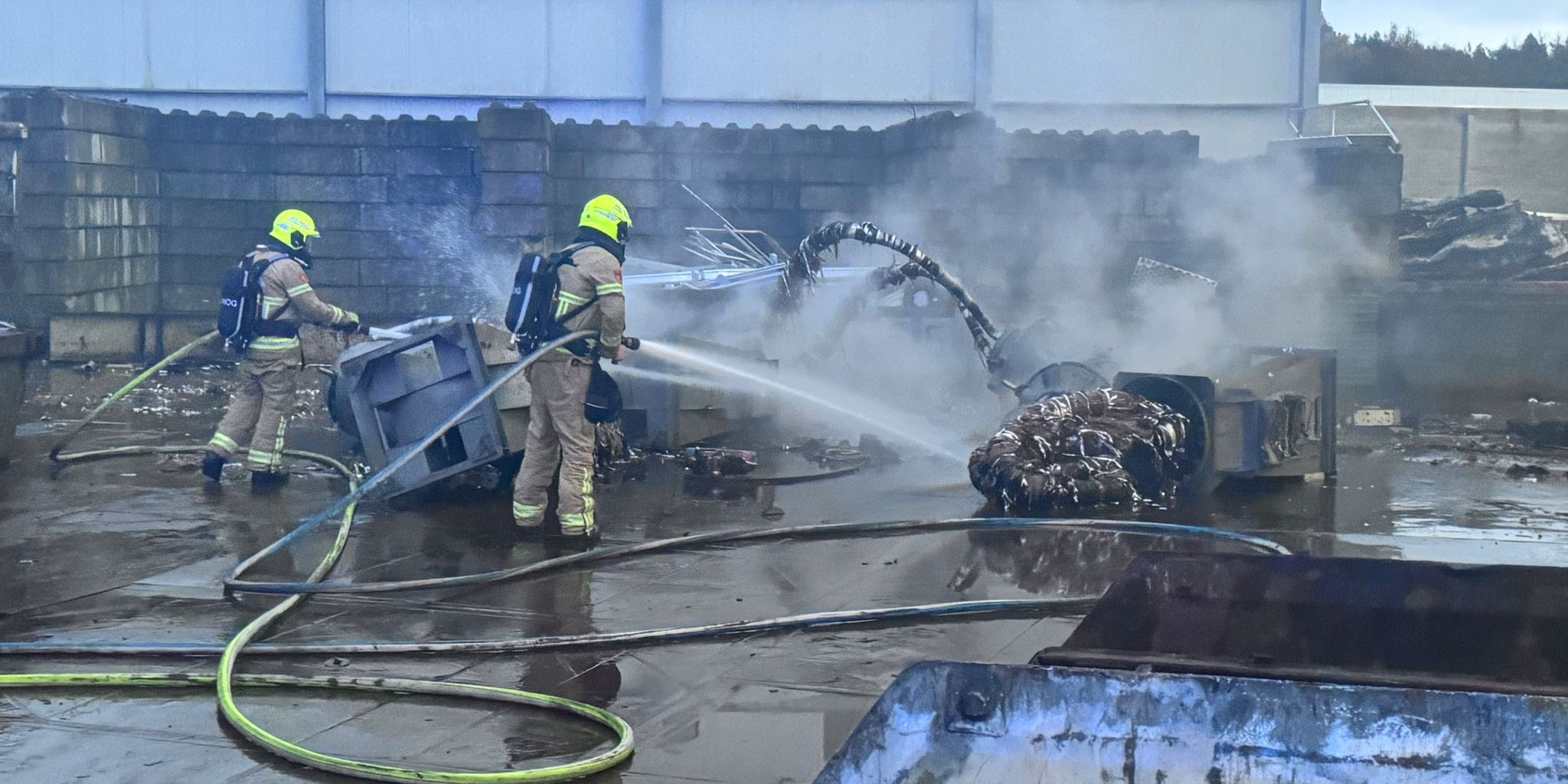 Foto: Brand bij Van Groningen door kordaat optreden personeel snel onder controle