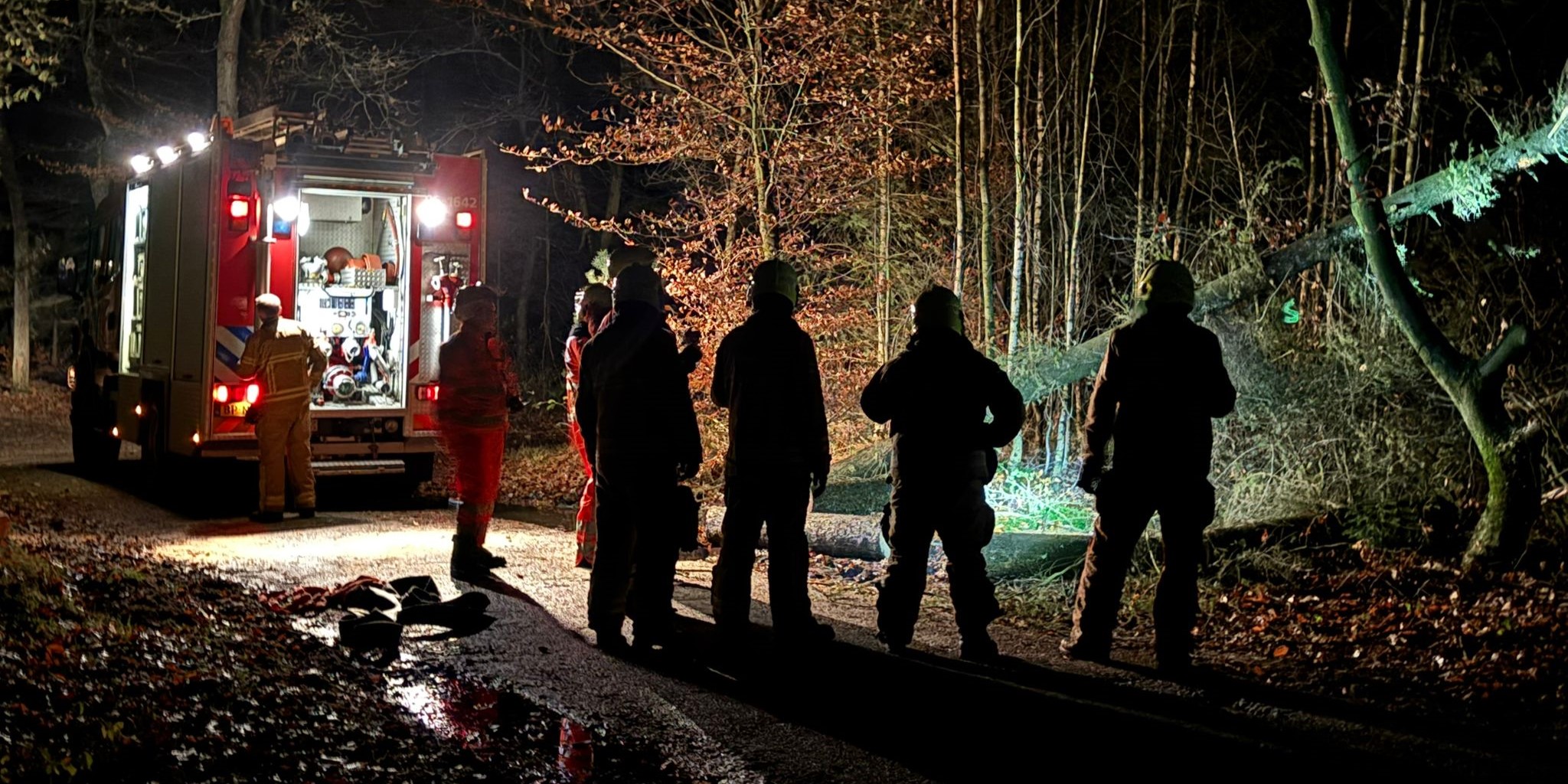 Foto:  Storm Conall in Nunspeet en omgeving: veel wind, maar geen grote problemen!