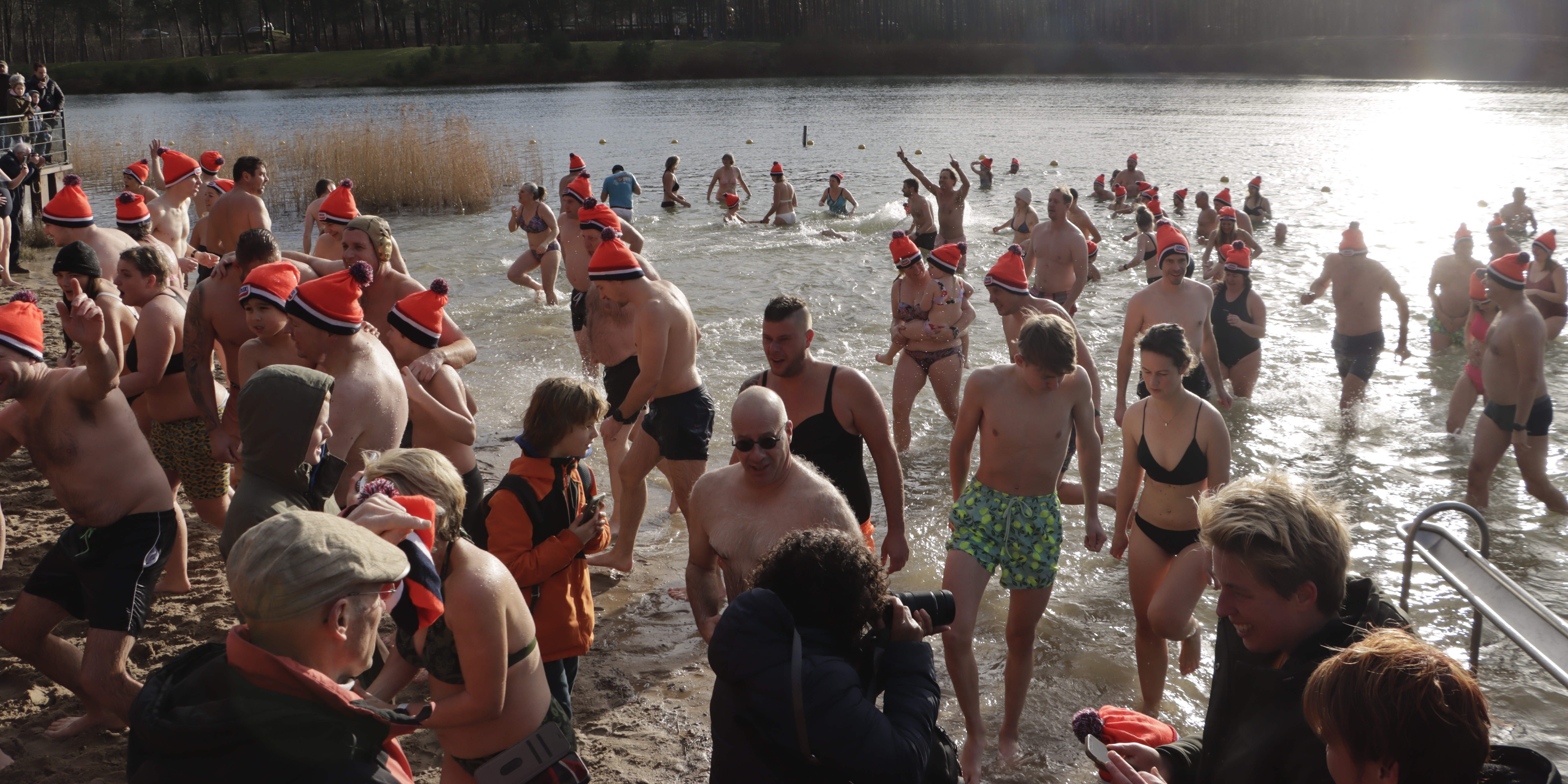 Foto: De Nieuwjaarsduik komt er weer aan: Dit moet je weten