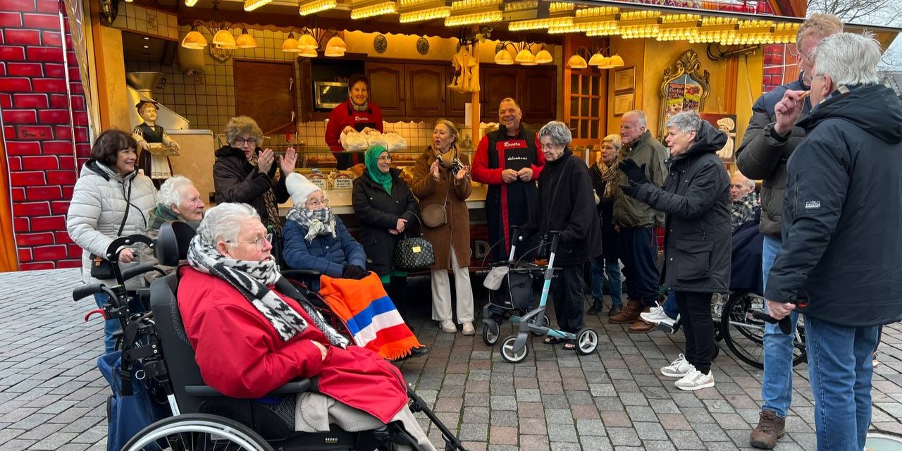 Foto: Johan Rovers zet Carla Egbrink in het zonnetje