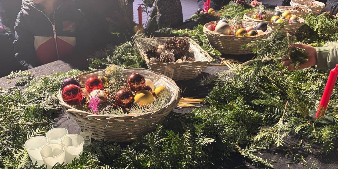 Foto: Creatieve kerststukjes maken bij GroenRijk