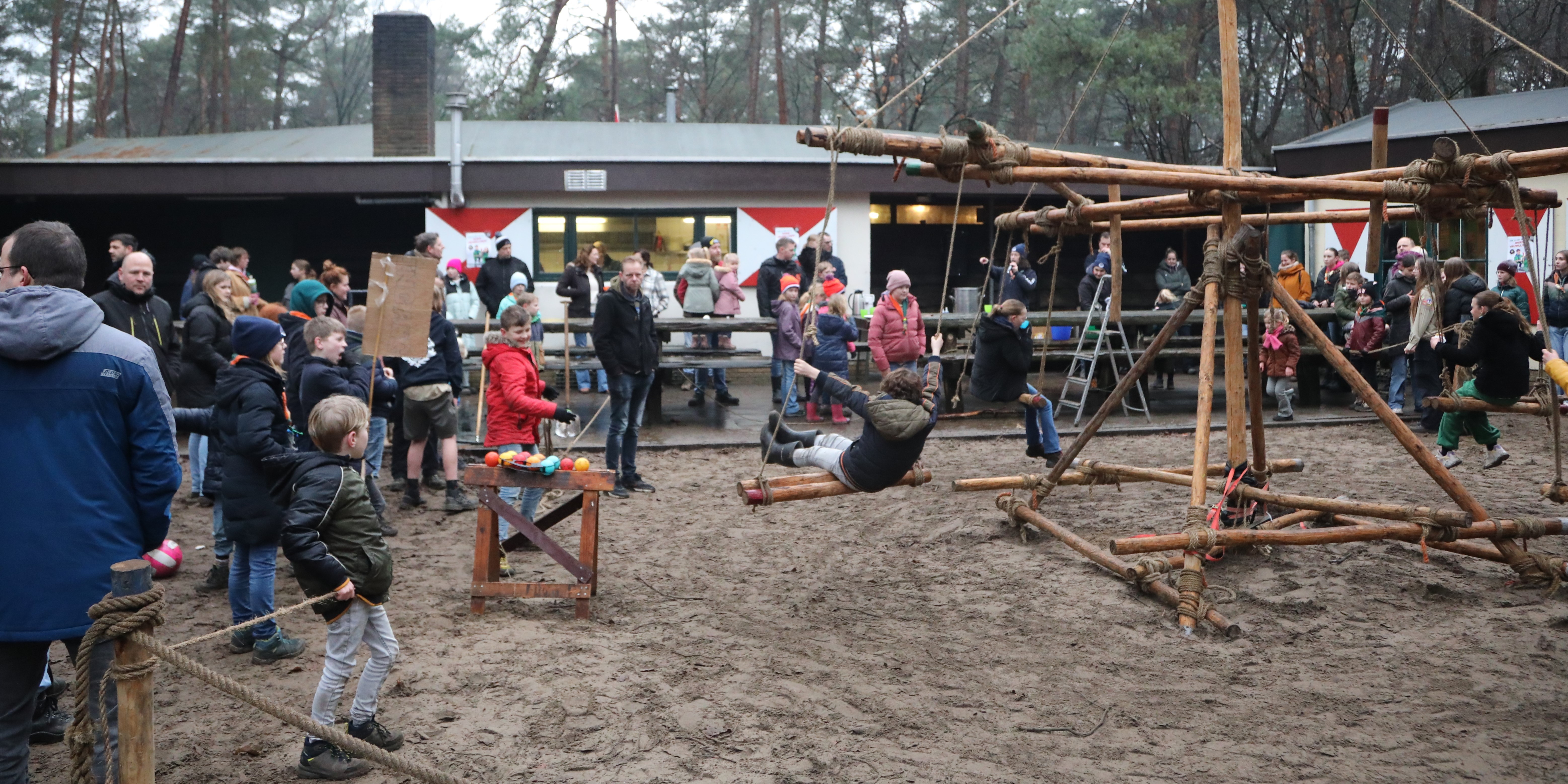 Foto: Scouting Nunspeet opent het nieuwe jaar met feestelijke bijeenkomst