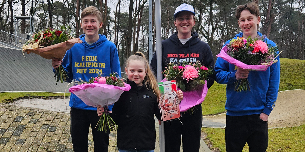 Foto: Nieuwjaarsreceptie FCC De Volharding: Een middag van terugblikken, huldigen en herinneren
