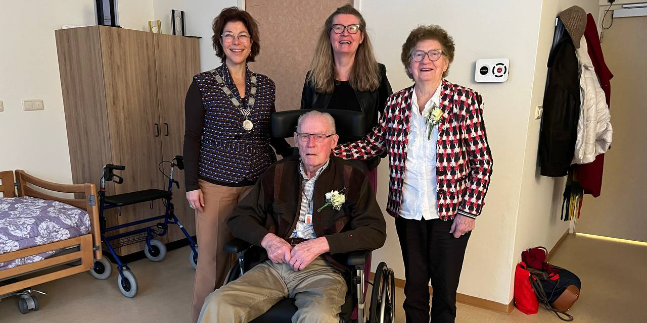 Foto: Diamanten huwelijk: Waar een 'kletsje' al niet toe kan leiden!