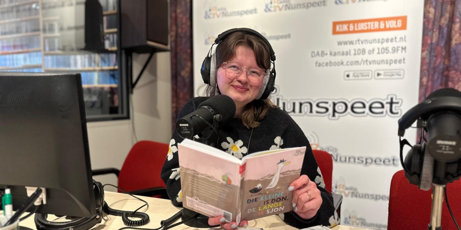 Foto: Kinderprogramma ‘De Boekenbus met je grote zus Noah’ vanaf februari bij Radio Nunspeet