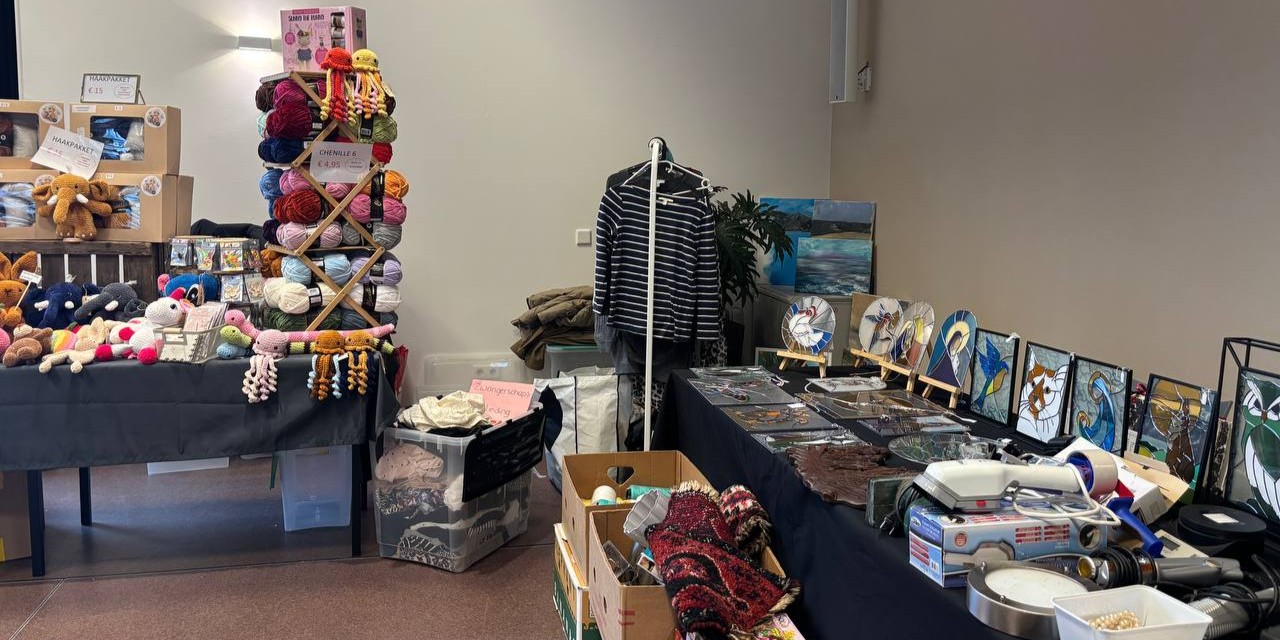 Foto: Tijdens regenachtige dag lekker binnen rommelen