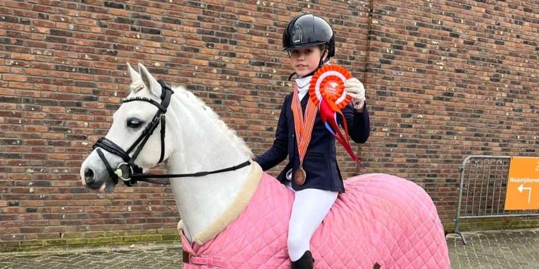 Foto: Uitstekende resultaten op het NK voor Ponyclub Klein Maar Dapper