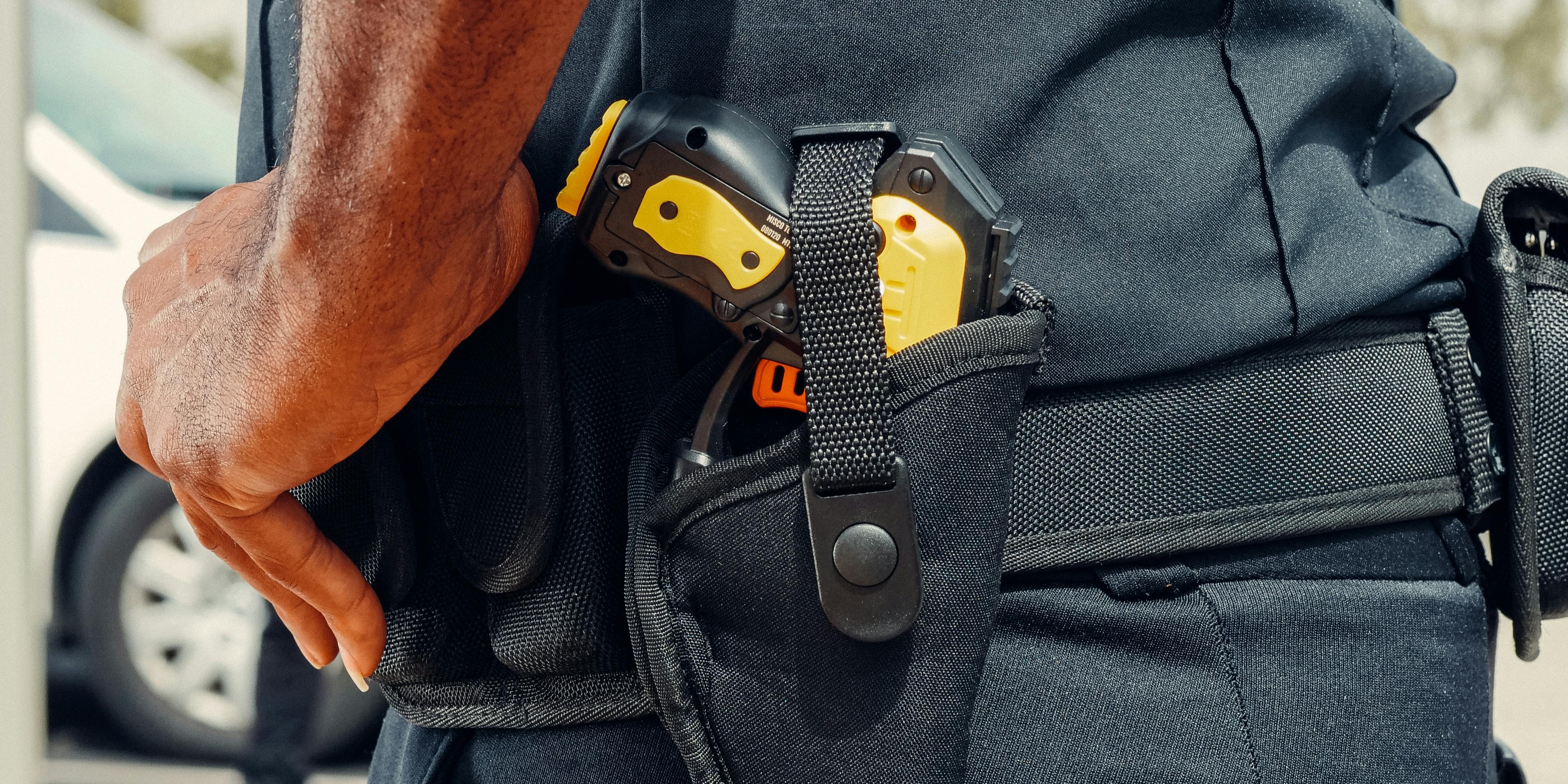 Foto: Man (35) flipt bij ruzie, politie zet stroomstootwapen in