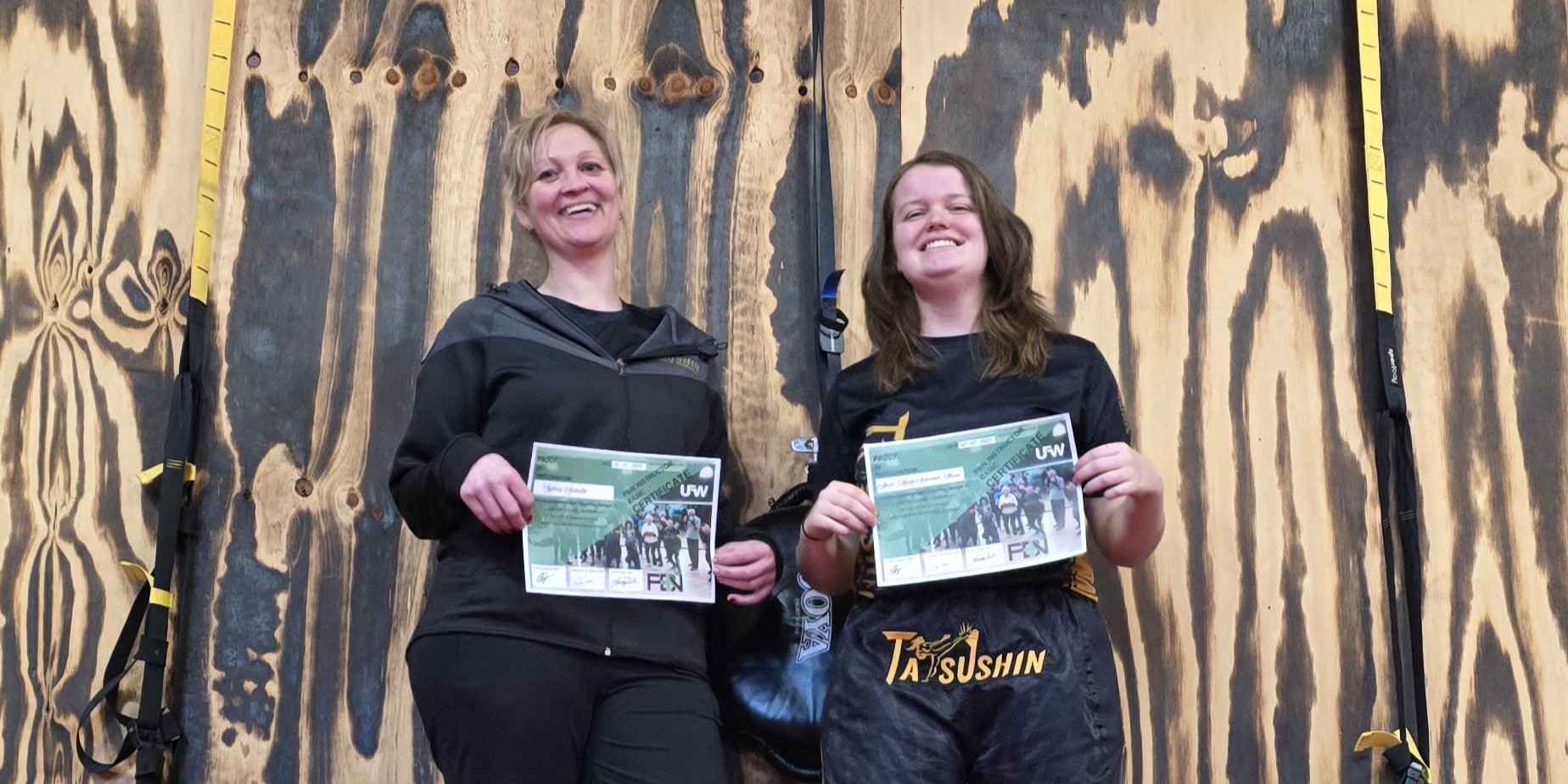 Foto: Parkinson Boksen in Nunspeet verwelkomt nieuwe trainers 