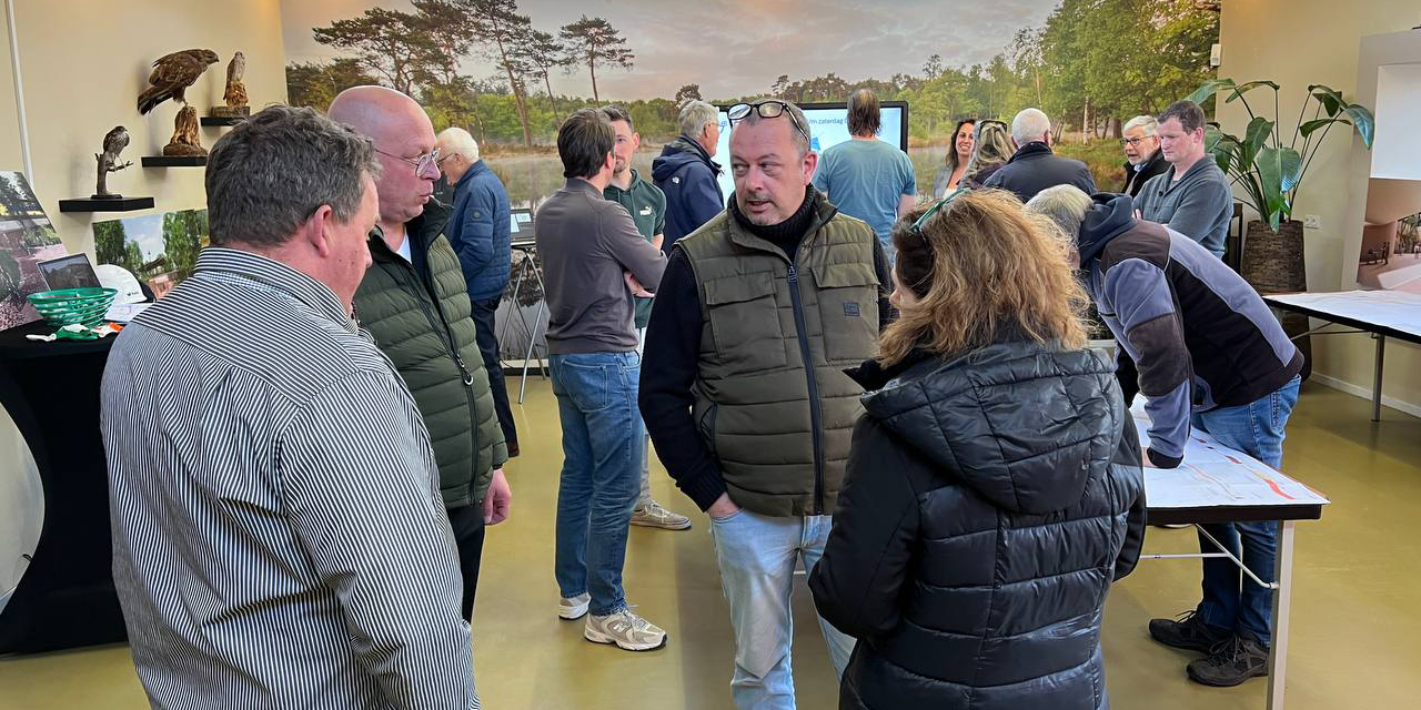 Foto: Grote belangstelling voor inloopbijeenkomst over werkzaamheden stationsomgeving