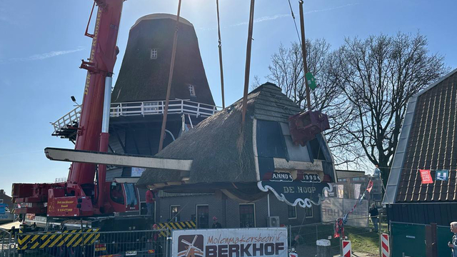 Foto: Molen De Hoop krijgt vernieuwde kap en wieken