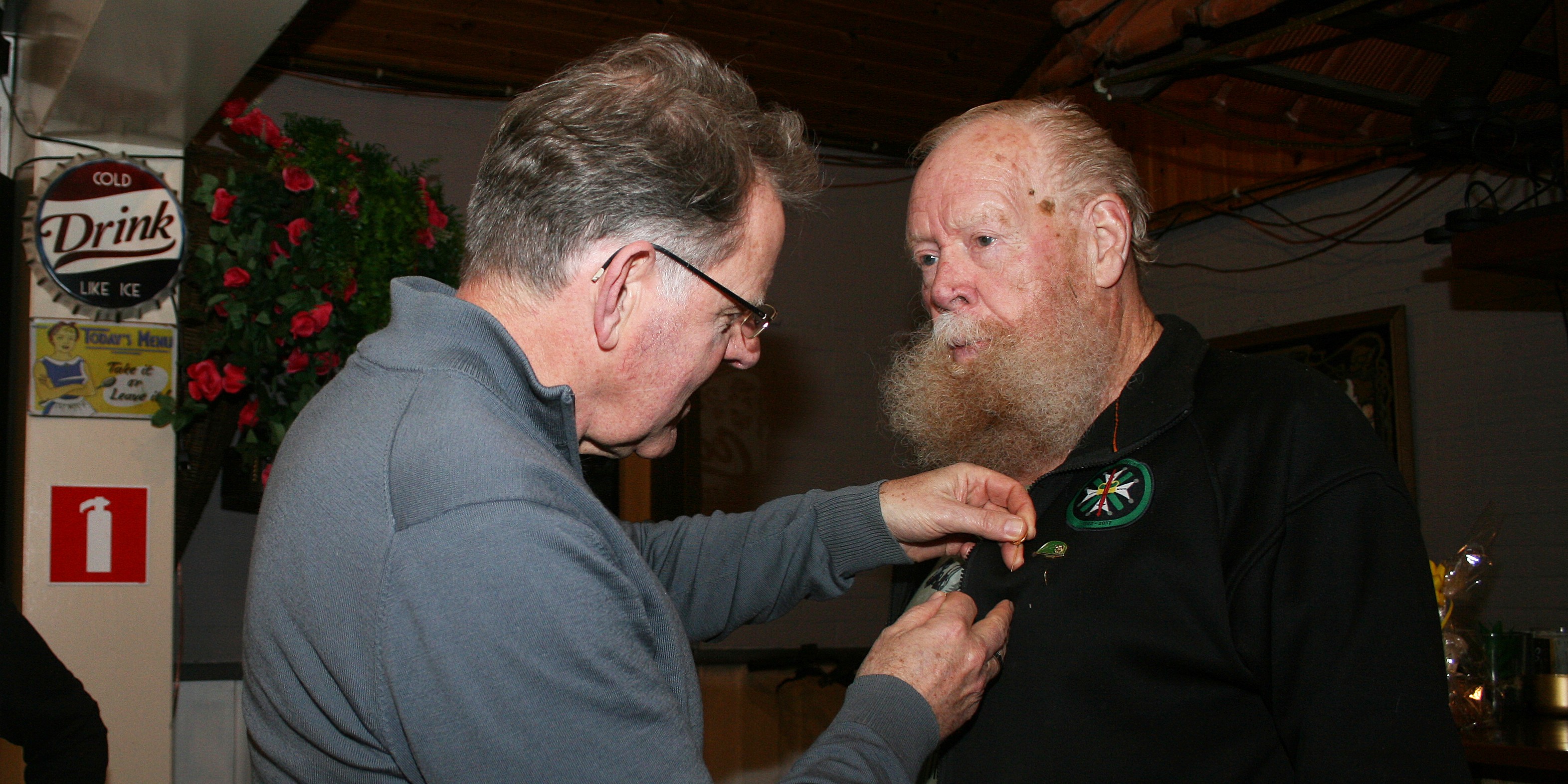 Foto: Mijlpaal: Henk Bolder 60 jaar lid van KLN