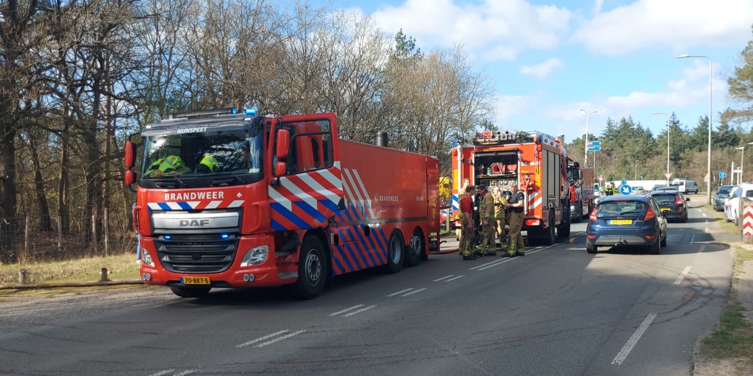 Foto: Derde natuurbrand van de dag: Elspeterweg afgesloten