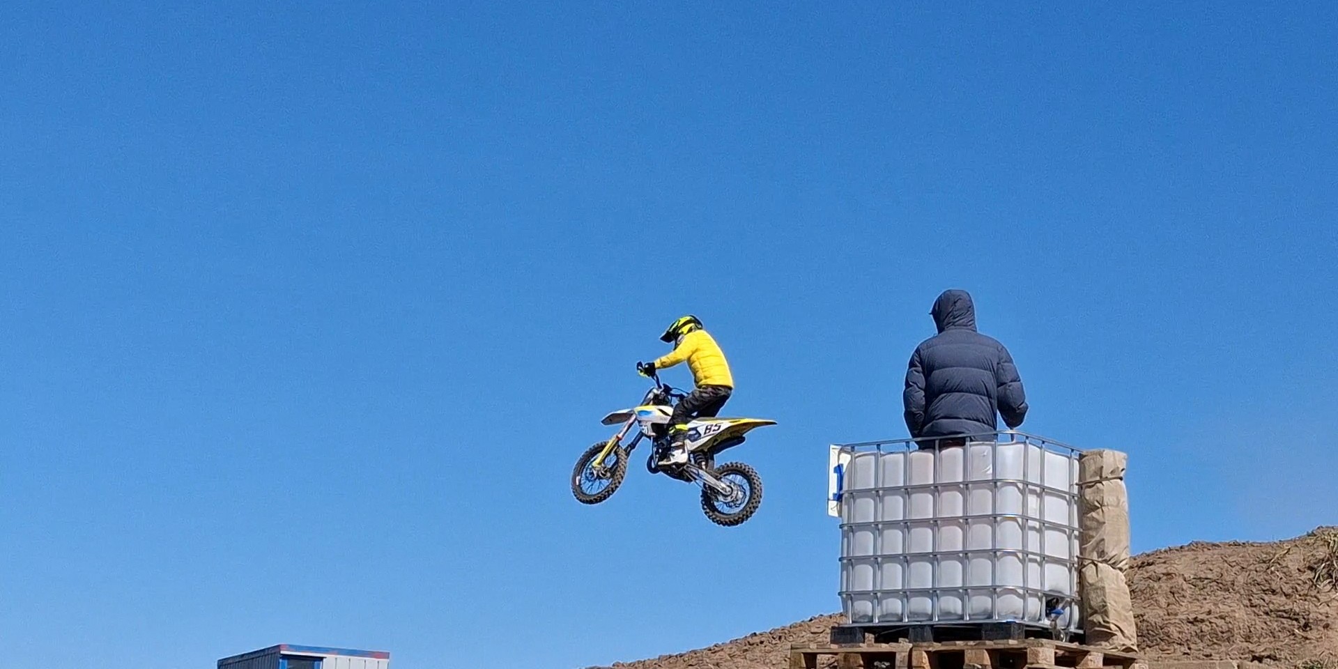 Foto: Demian en Ryan plaatsen zich voor halve finale in Halle