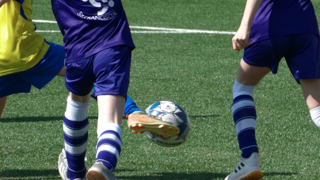 Foto: Live Blog: Spanning en sensatie bij het schoolvoetbaltoernooi