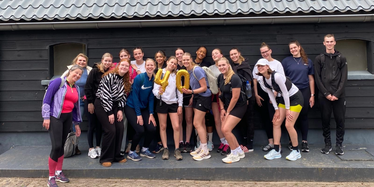 Foto: UPDATE: Studenten verpleegkunde Landstede lopen voor Mercy Ships