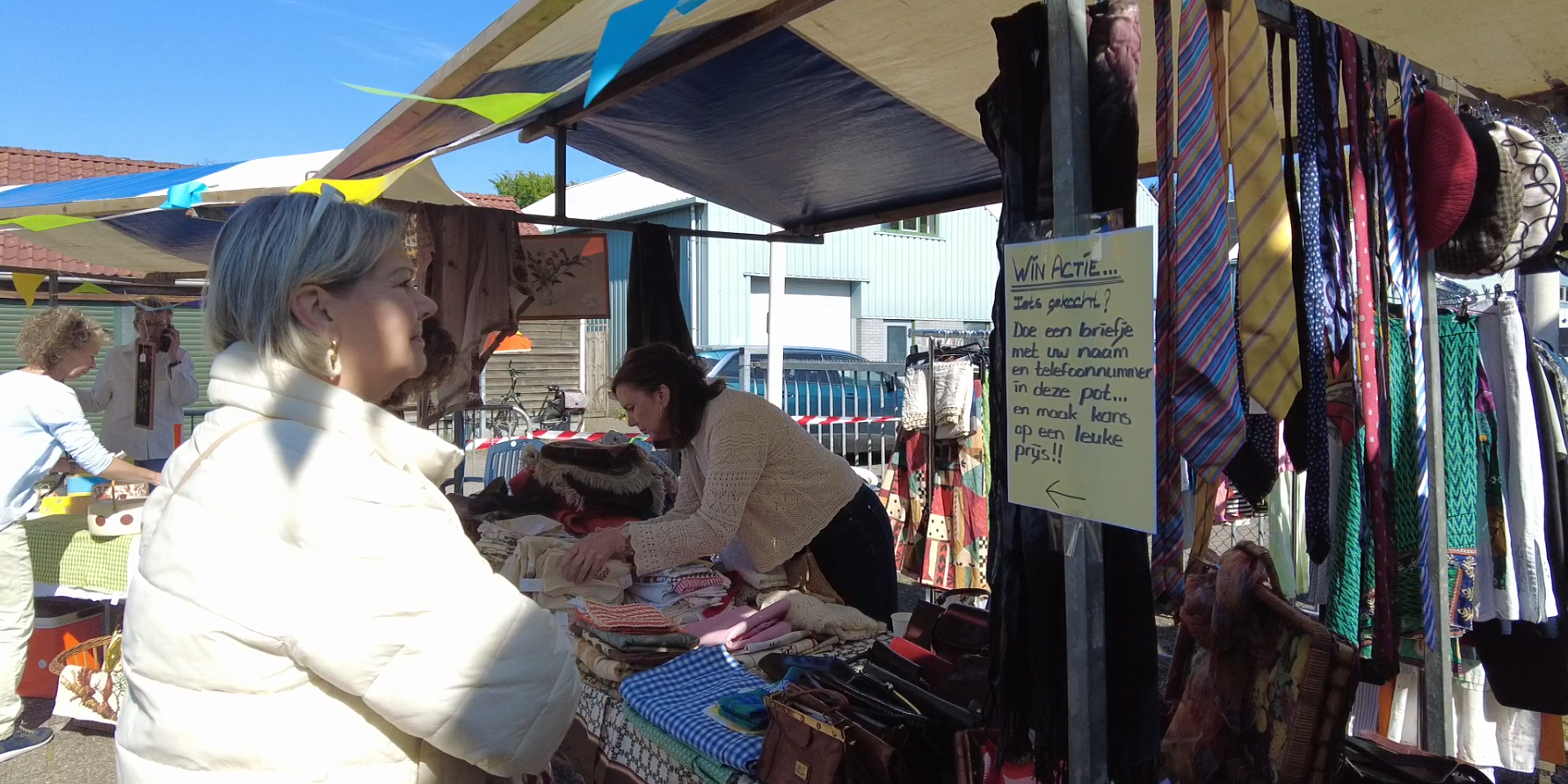 Foto: Braderie kringloopwinkel De Cirkel: “Kringloop in goed daglicht zetten”