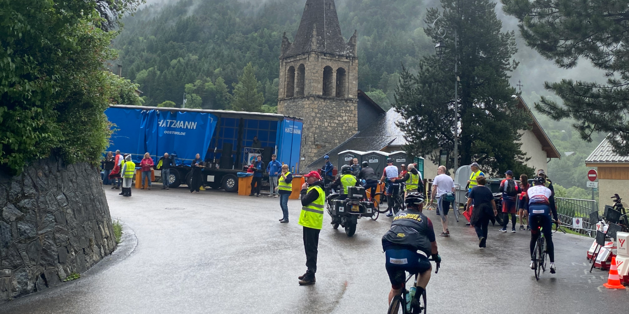 Foto: Zanger Marco de Hollander beklom Alpe d'Huez: ‘Mooi om emotie te delen’