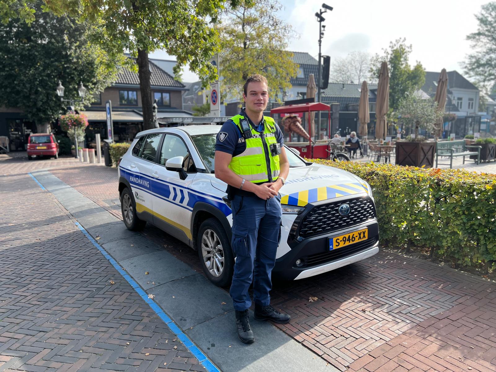 Foto: Mark (22) is jeugdboa in Nunspeet: 'Dankbare reacties maken dit werk mooi'