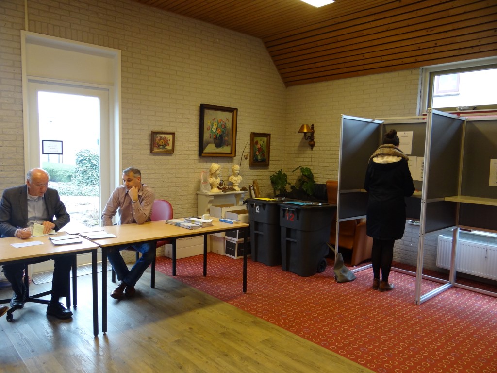 Foto: Op 19 plekken in Nunspeet kun je volgende maand je stem uitbrengen, maar niet bij het station