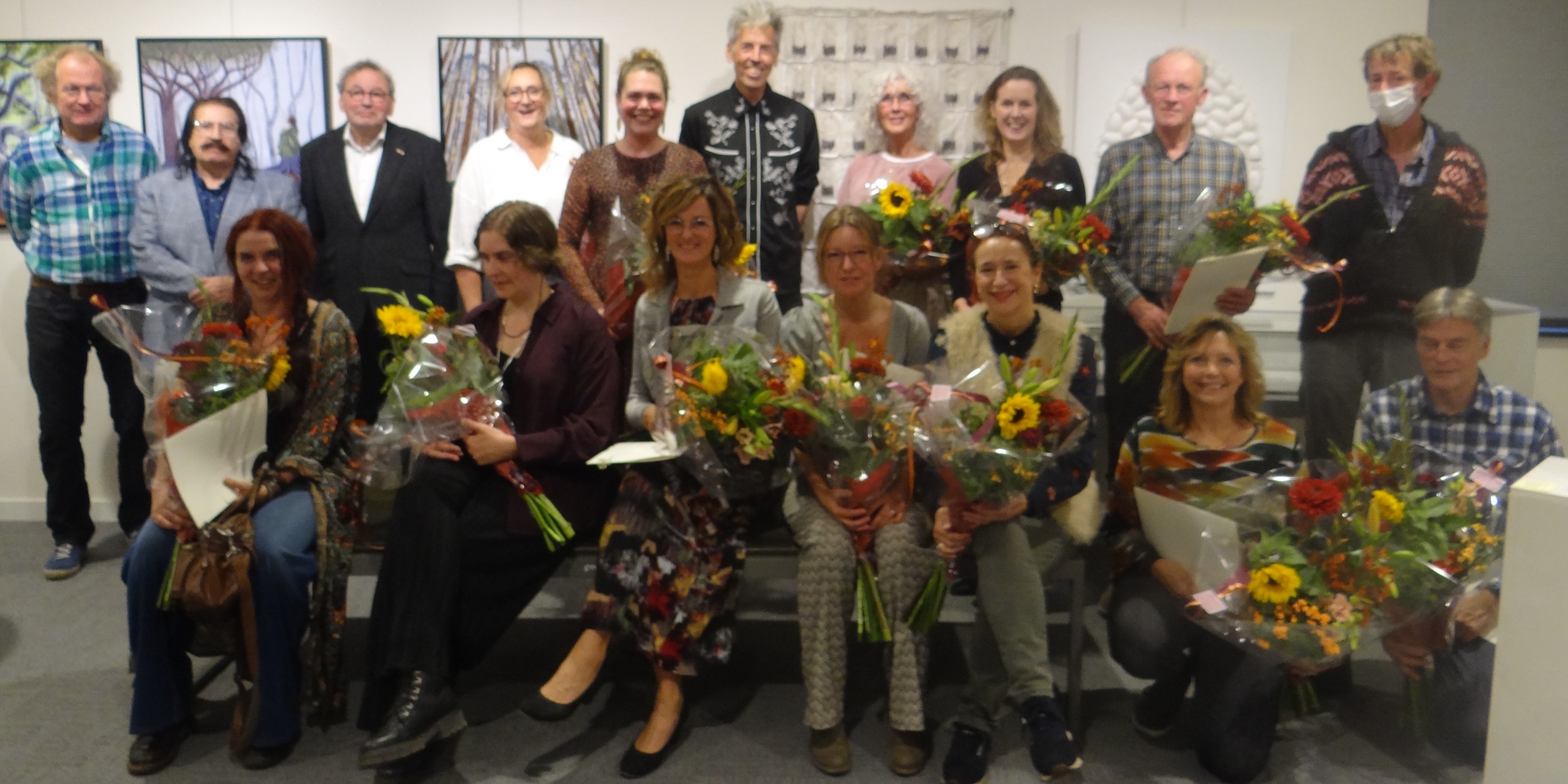 Foto: Vrije Academie Nunspeet reikt 12 certificaten uit