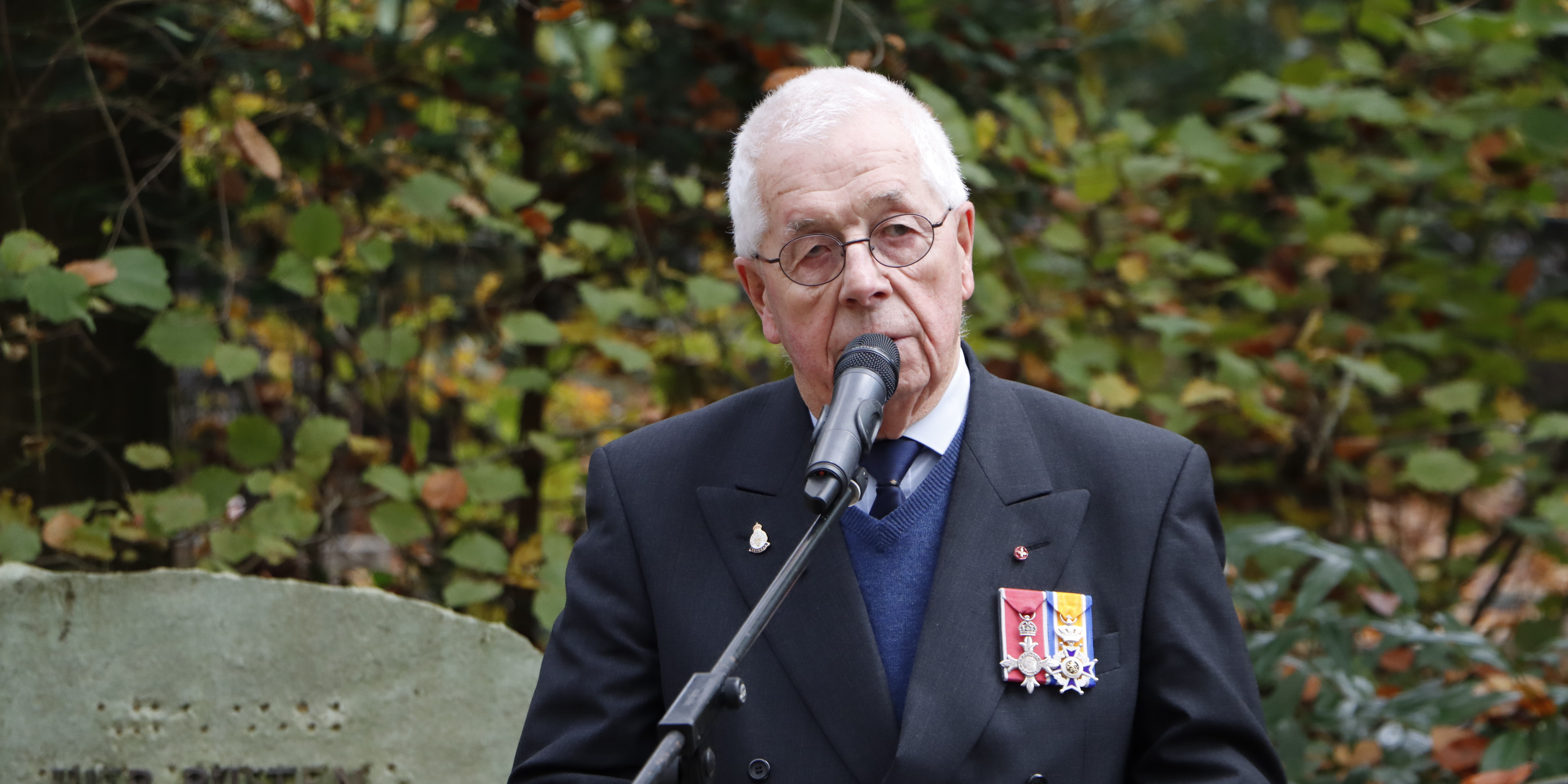 Foto: Voor Malcolm (86) is Poppy Day ieder jaar bijzonder: 'Ik heb hem nooit gekend'