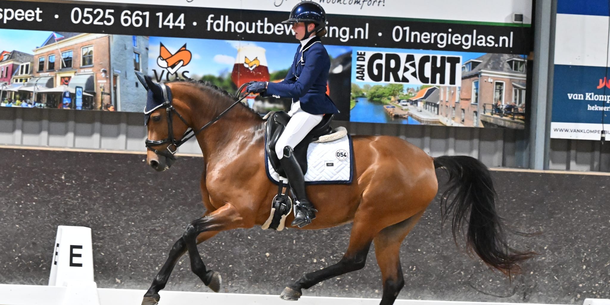 Foto: Alisa, Zoë en Nova-Lynn schitteren op regionale dressuurwedstrijden
