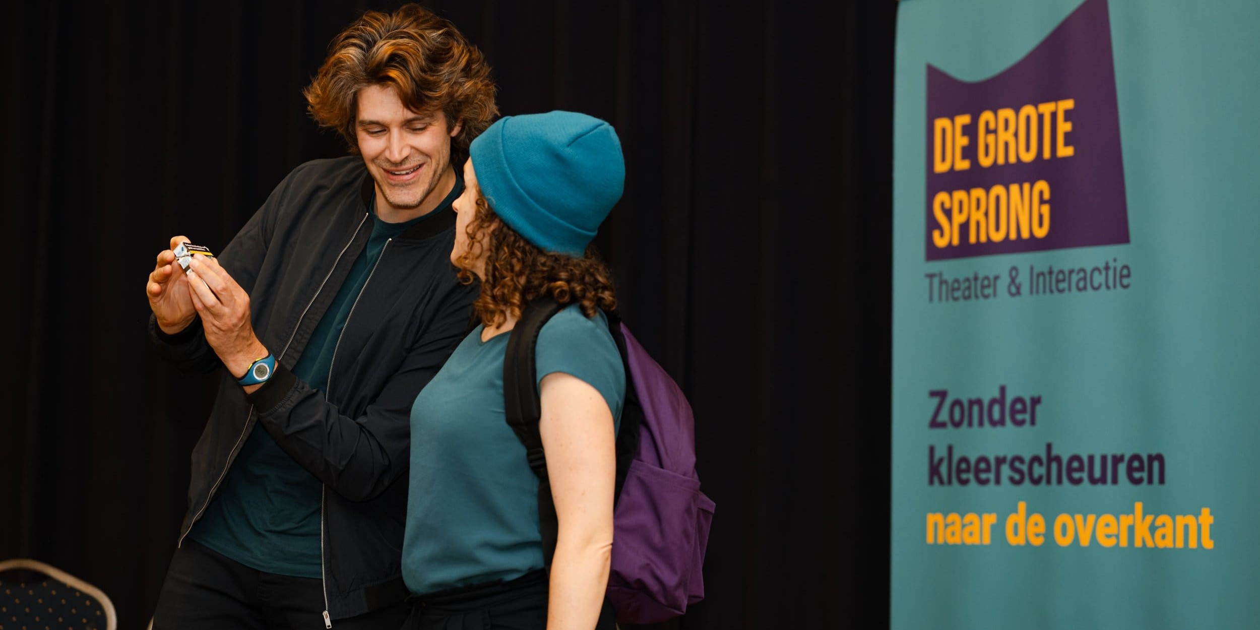 Foto: Theatervoorstelling ‘De Grote Sprong’ over de spannende stap naar de brugklas