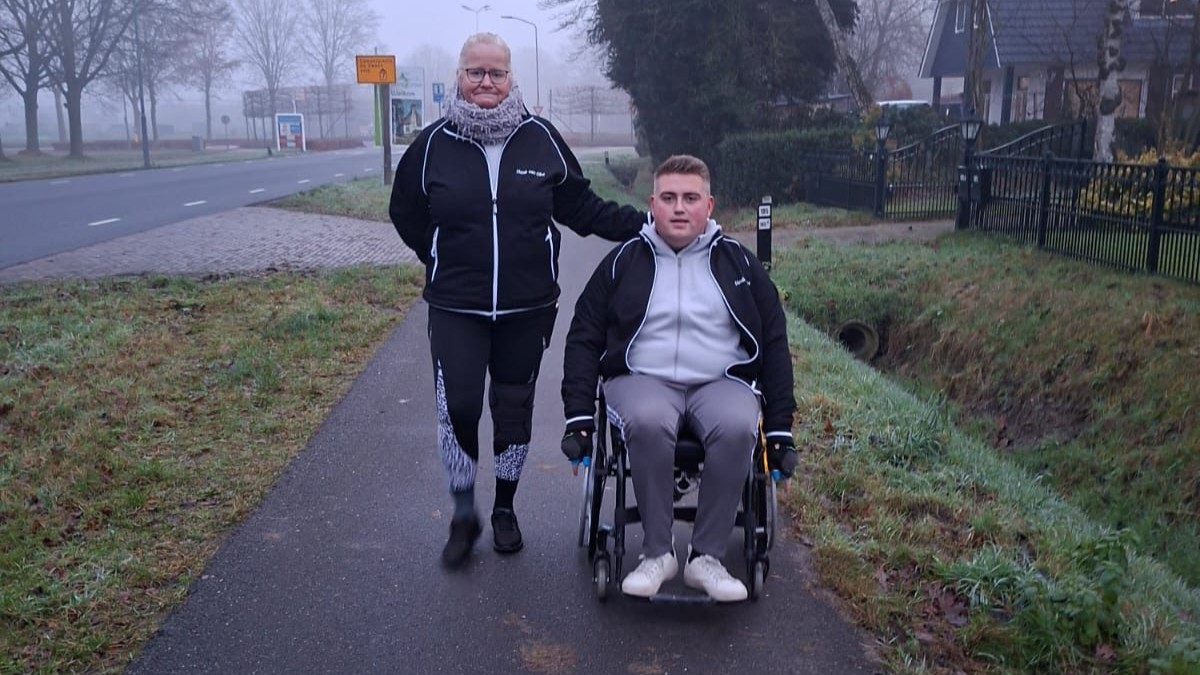 Foto: Timo en zijn moeder onderweg naar Den Bosch: ‘We moeten blijven strijden’