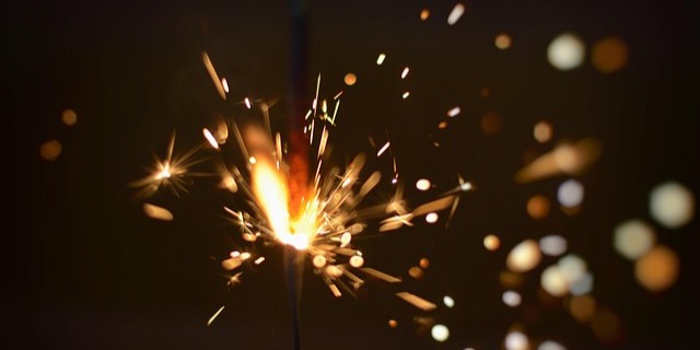 Foto: Jaarwisseling 2025-2026: afscheid in licht en kleur?