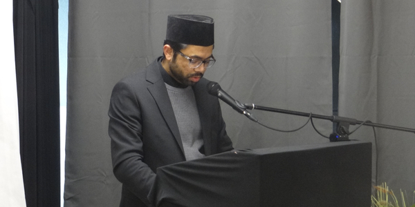 Foto: 'Liefde voor ieder, haat voor niemand’, is de nieuwjaarswens van de Ahmadiyya Moslim Gemeenschap Nunspeet