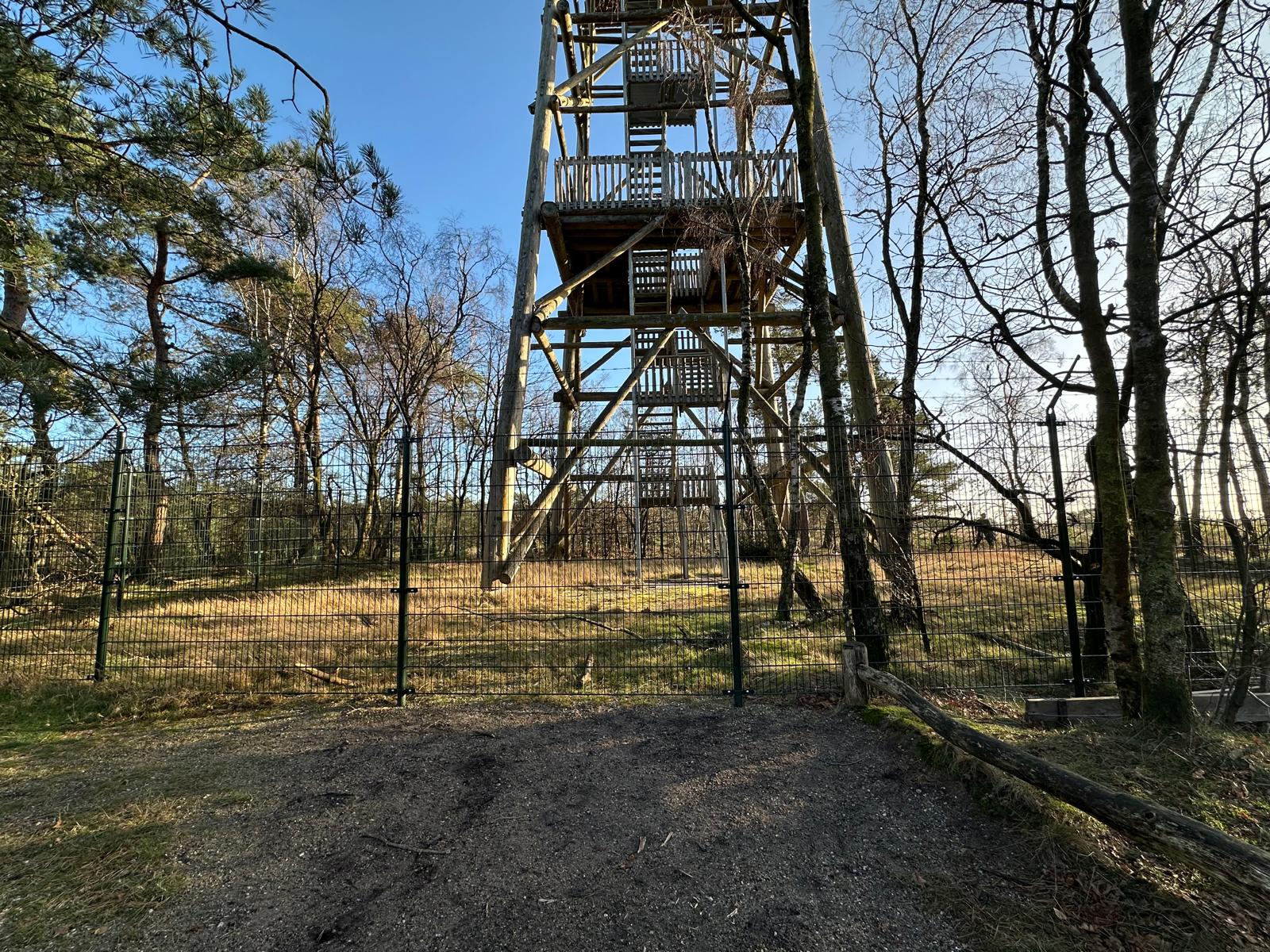 Foto: Grote opknapbeurt voor speelweide Stakenberg, nieuwe uitkijktoren volgt ook eindelijk