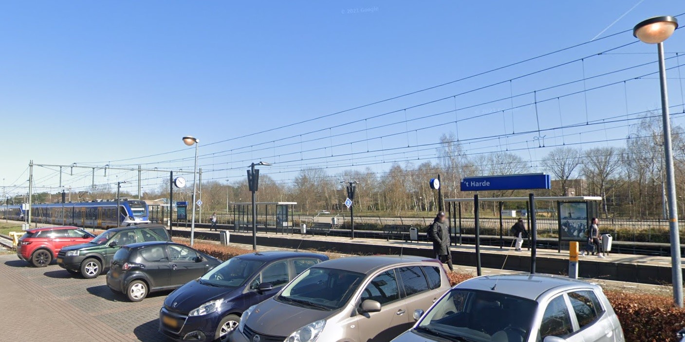 Foto: Overweg station ’t Harde twee dagen afgesloten