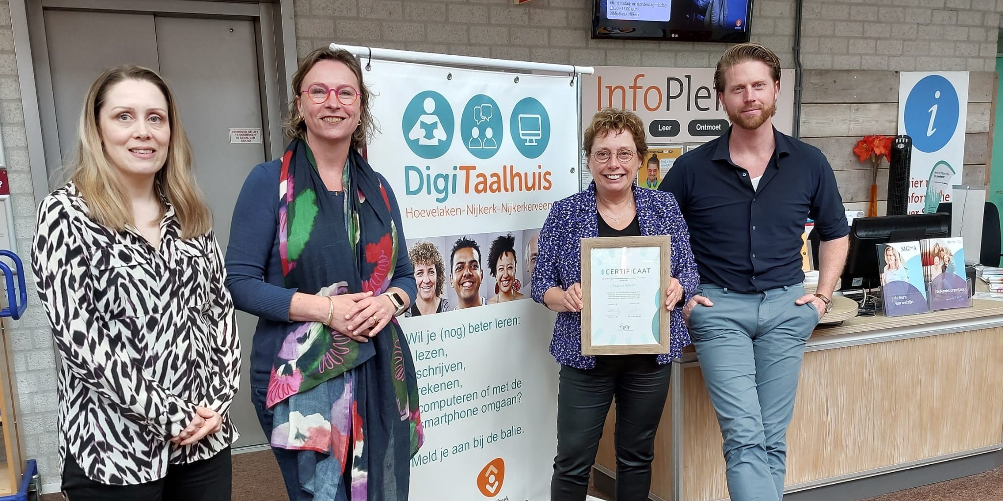 Foto: Officiële certificering beloont samenwerking DigiTaalhuis Nijkerk