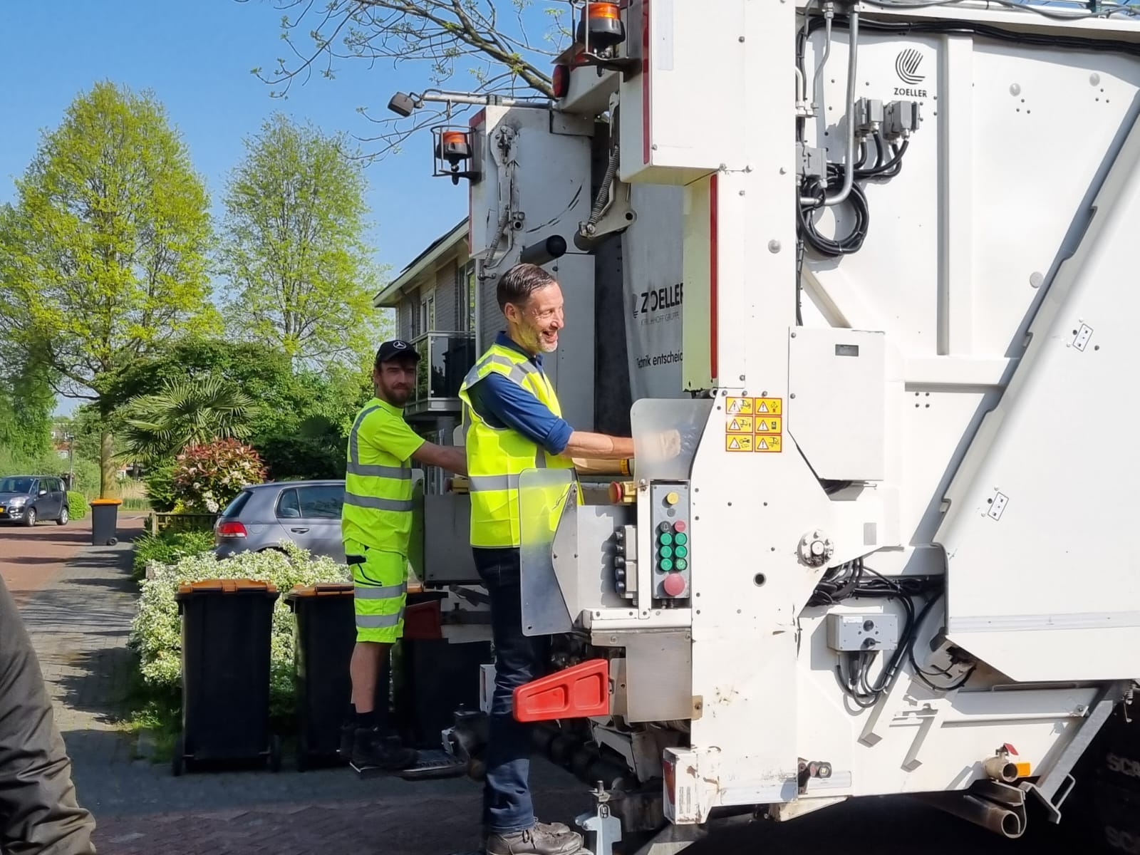 Foto: Nijkerk let op: nieuwe app ophalen huisafval