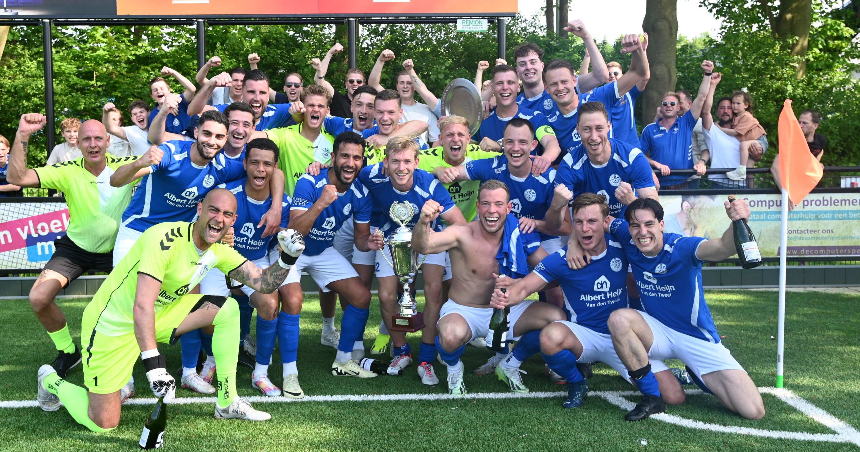 Foto: Veensche Boys kampioen van de Tweede Klasse B