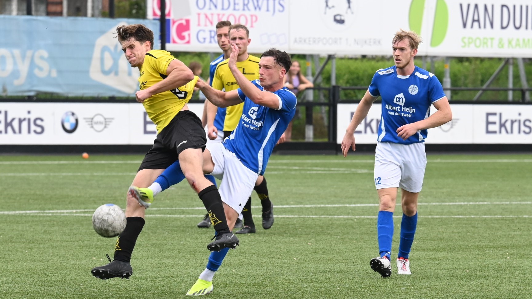 Foto: Veensche Boys bijna verrast door Lunteren