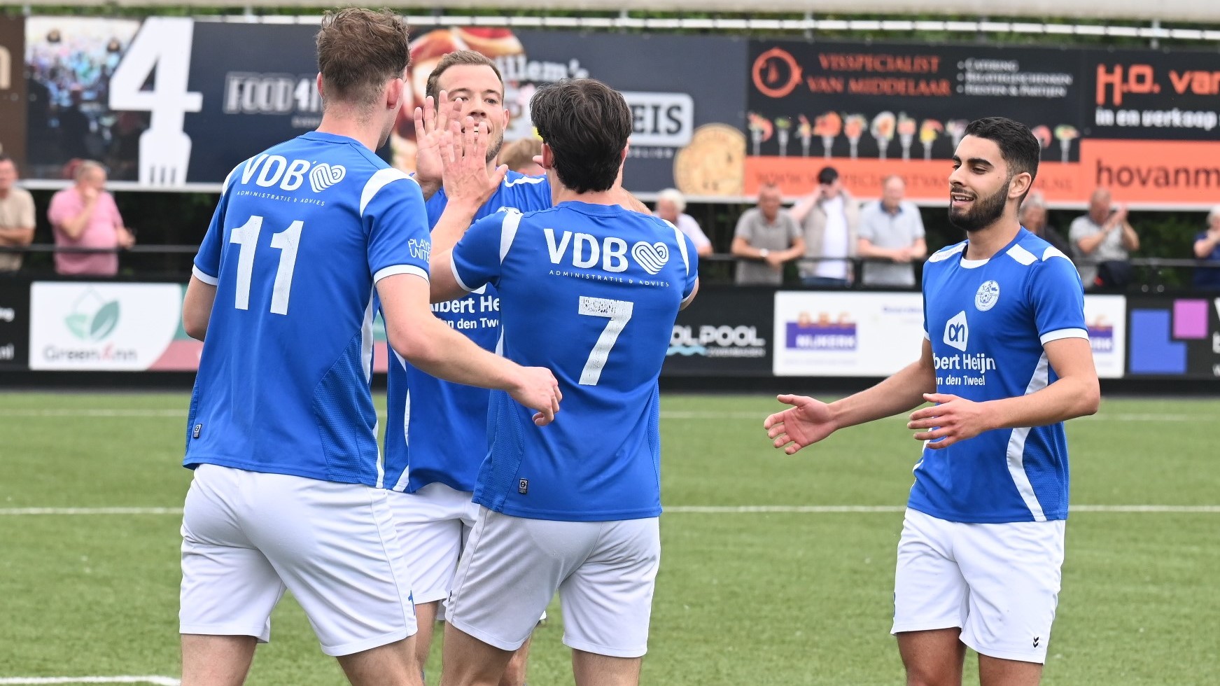 Foto: Veensche Boys bijna verrast door Lunteren