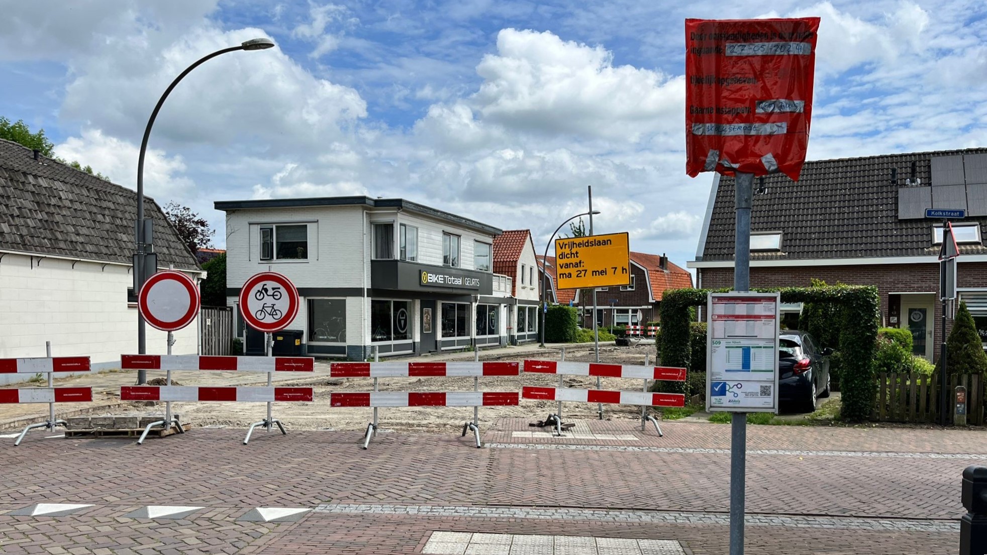 Foto: Vrijheidslaan Nijkerk afgesloten vanwege herinrichting