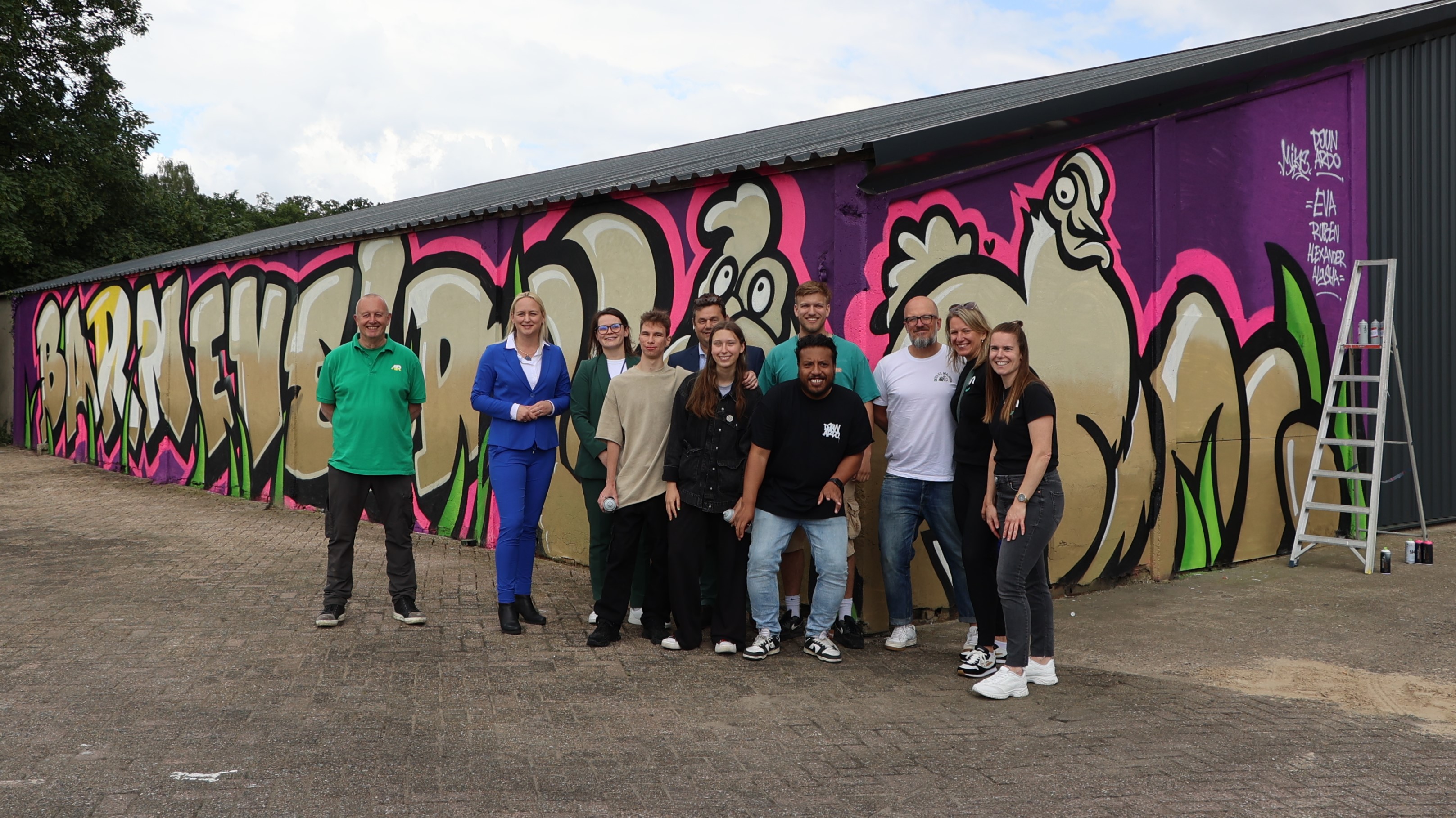 Foto: Street art bij station Barneveld onthuld