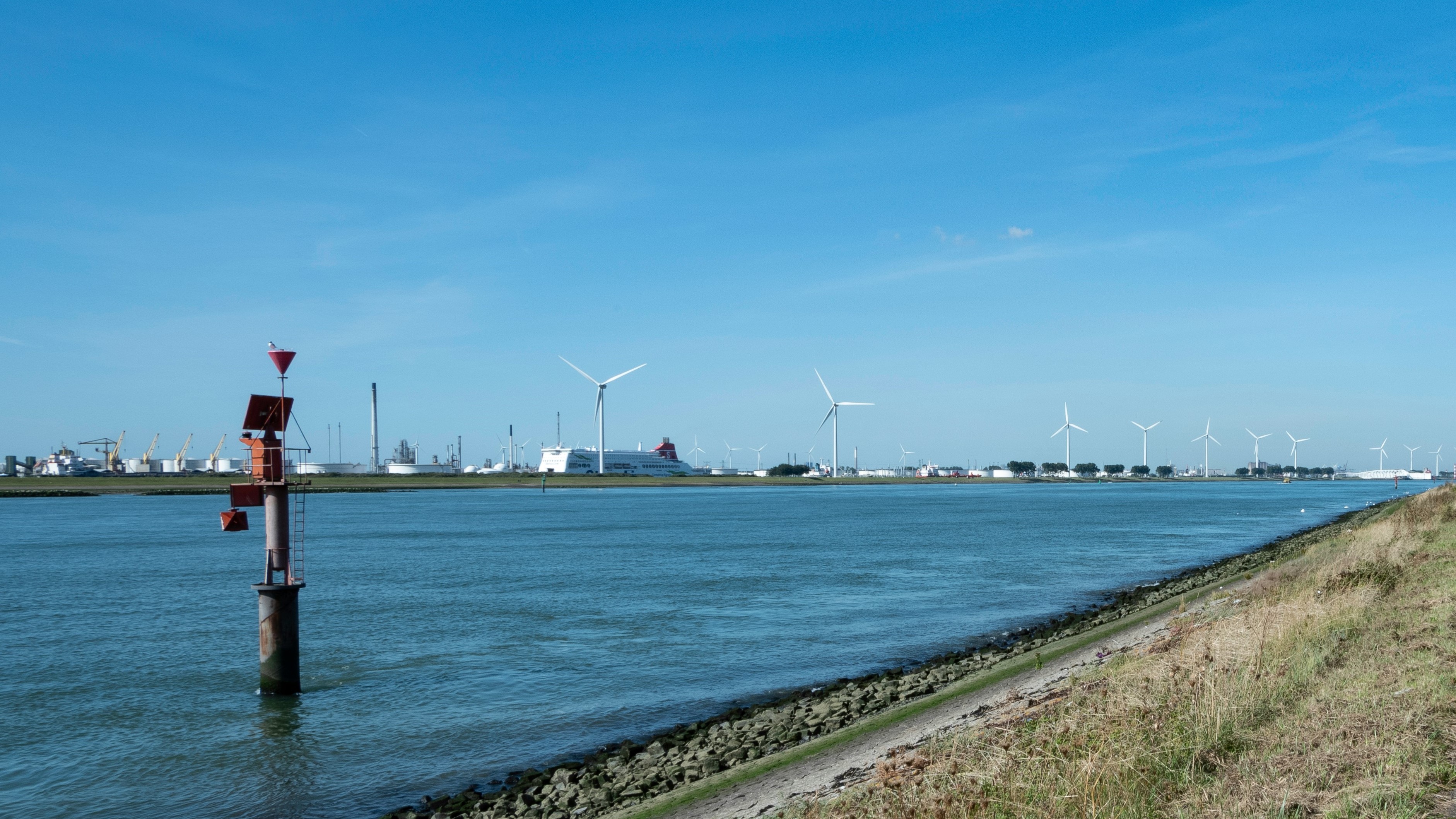 Foto: Hoge waterstand in Nederland: wat kun je hier verwachten?