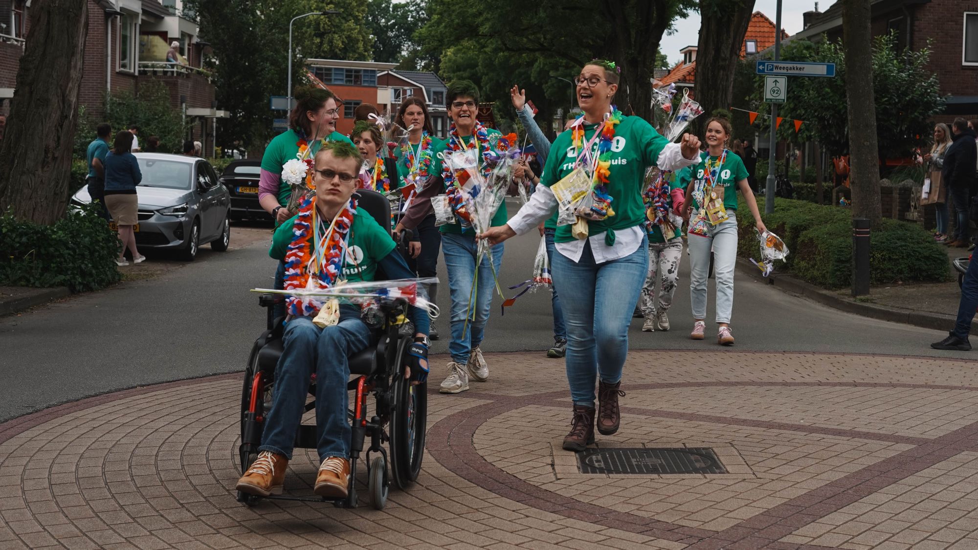 Foto: Wandelaars Ermelose Avond4Daagse feestelijk onthaald