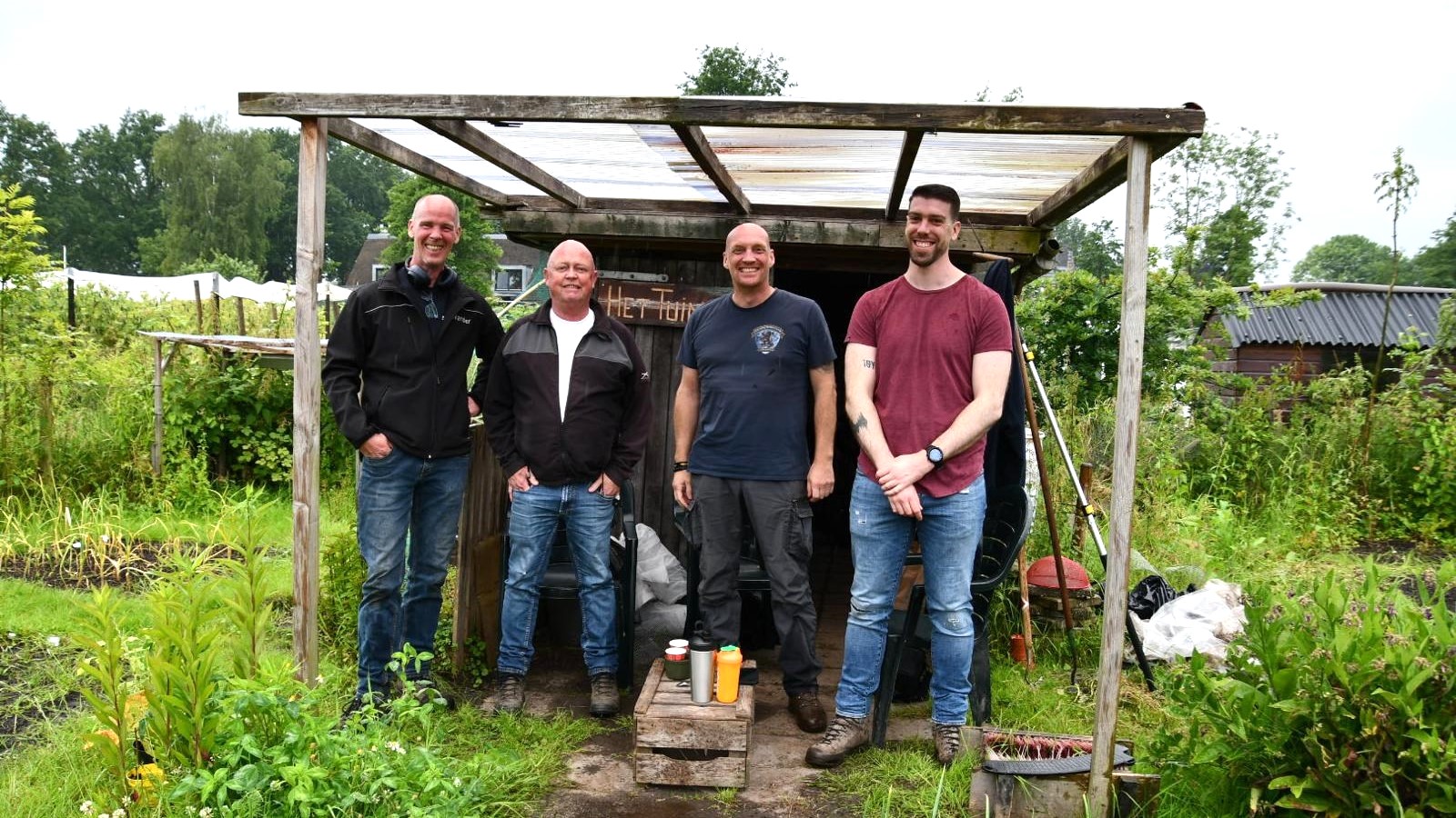 Foto: Van slagveld naar moestuin. Zo helpt Bart uit Nijkerkerveen mensen met een oorlogstrauma