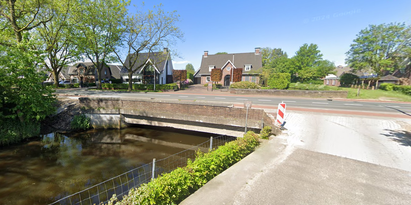 Foto: Drie weken geen verkeer over Lunterseweg in verband met vervanging brug